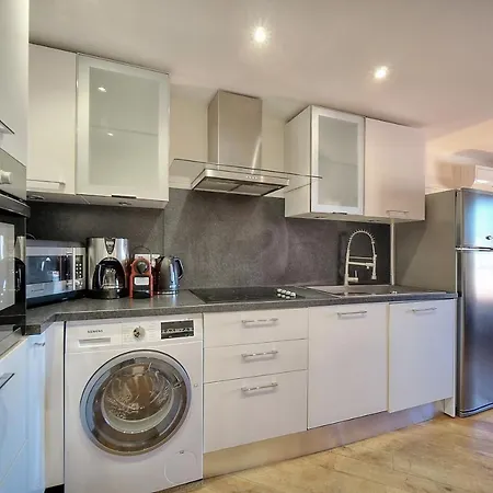 Apartment Immogroom - Immeuble Entier Avec 5 - Climatisation - Proche De La Plage Et Du Palais Des Festivals *